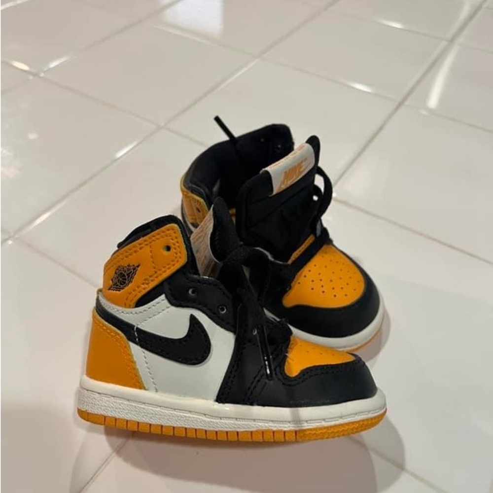 Air Jordan 1 retro toddler